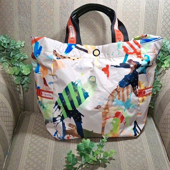 Limited Edition LeSportsac Artist In Residence Tote - Picture 4 of 16